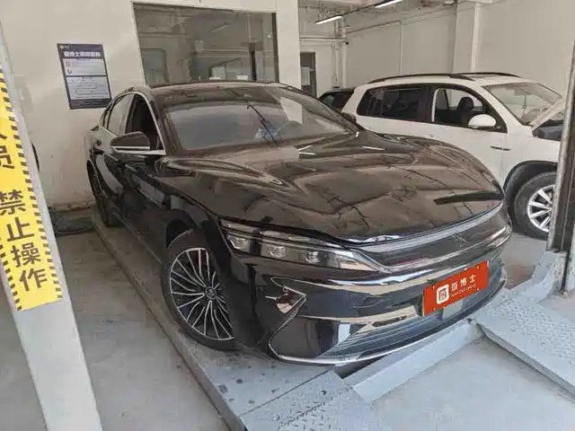 BYD Han 2023 — купить из Китая под заказ