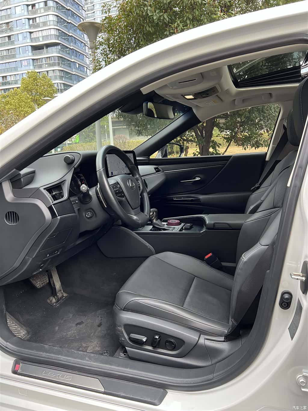 Lexus ES, 2024 7