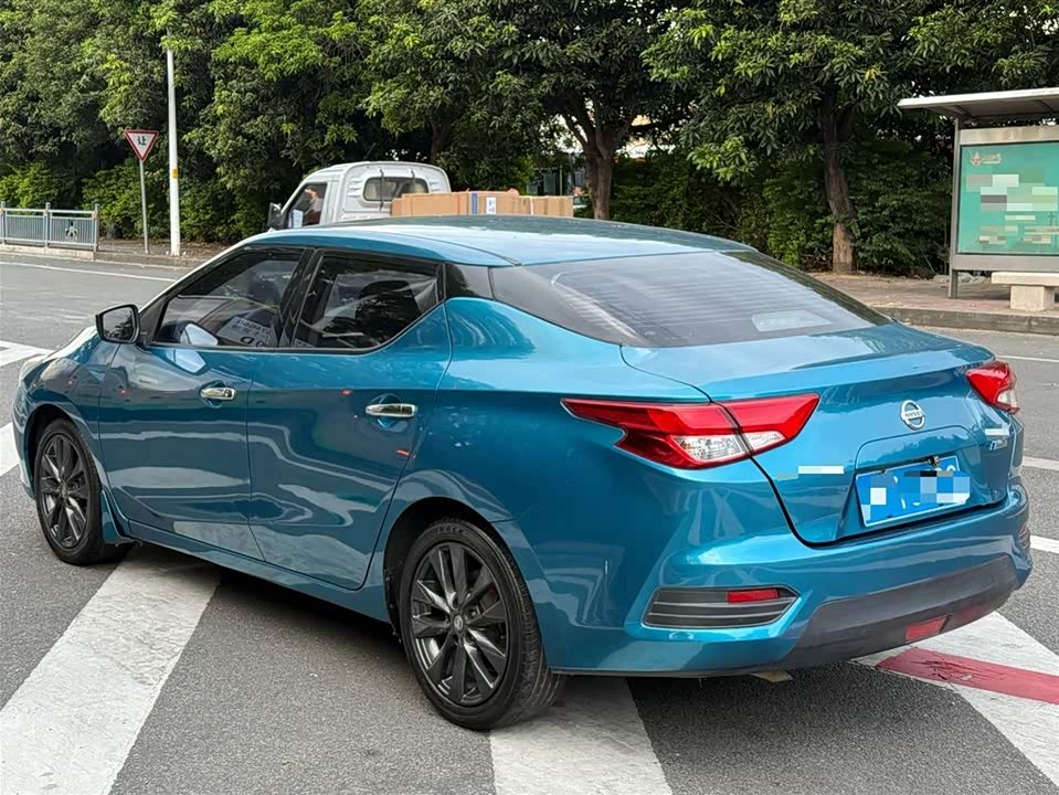 Nissan Bluebird