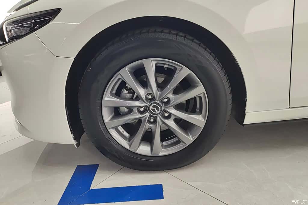 Mazda Mazda3, 2022 6