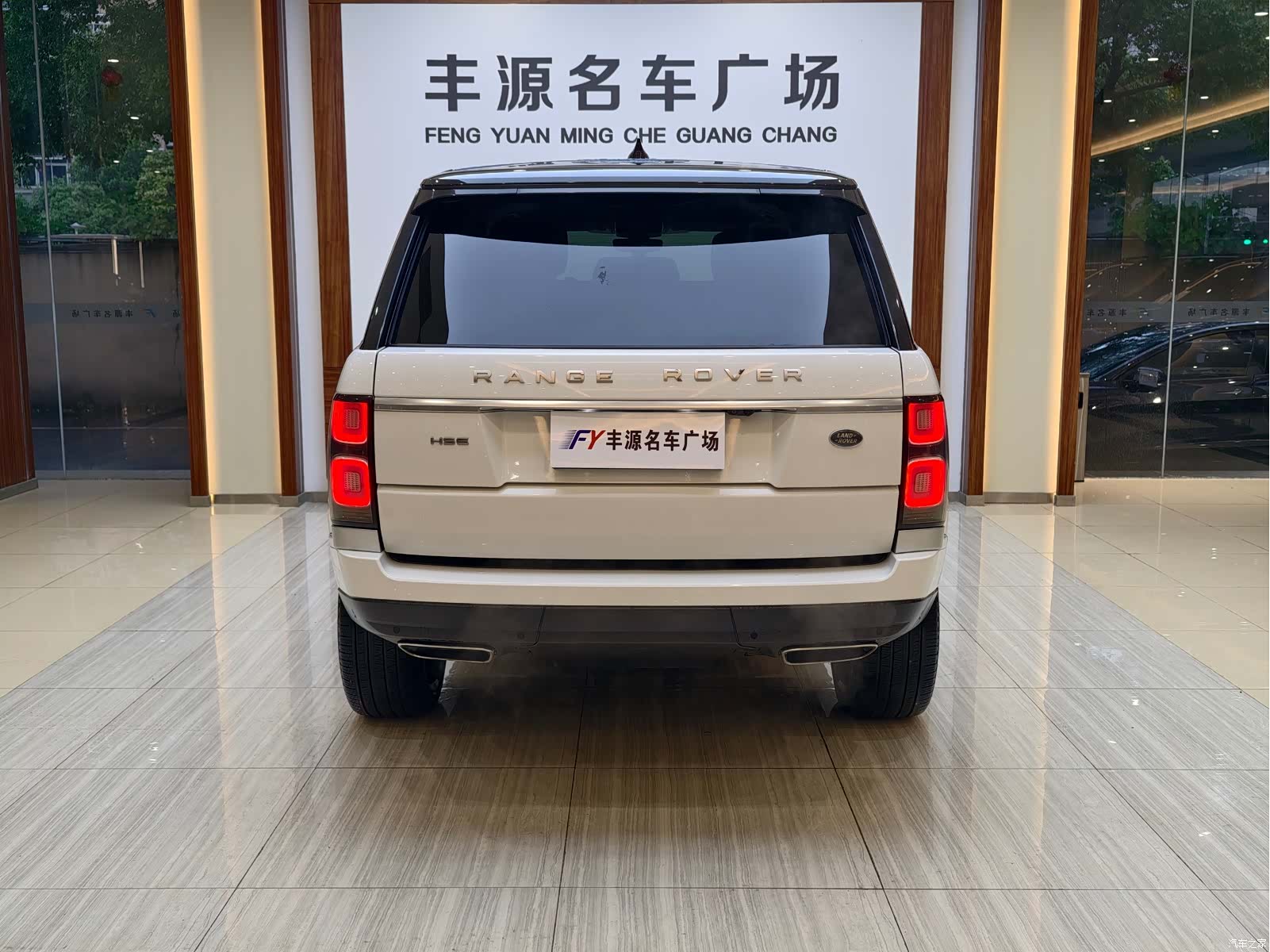 Land Rover Range Rover, 2019 30