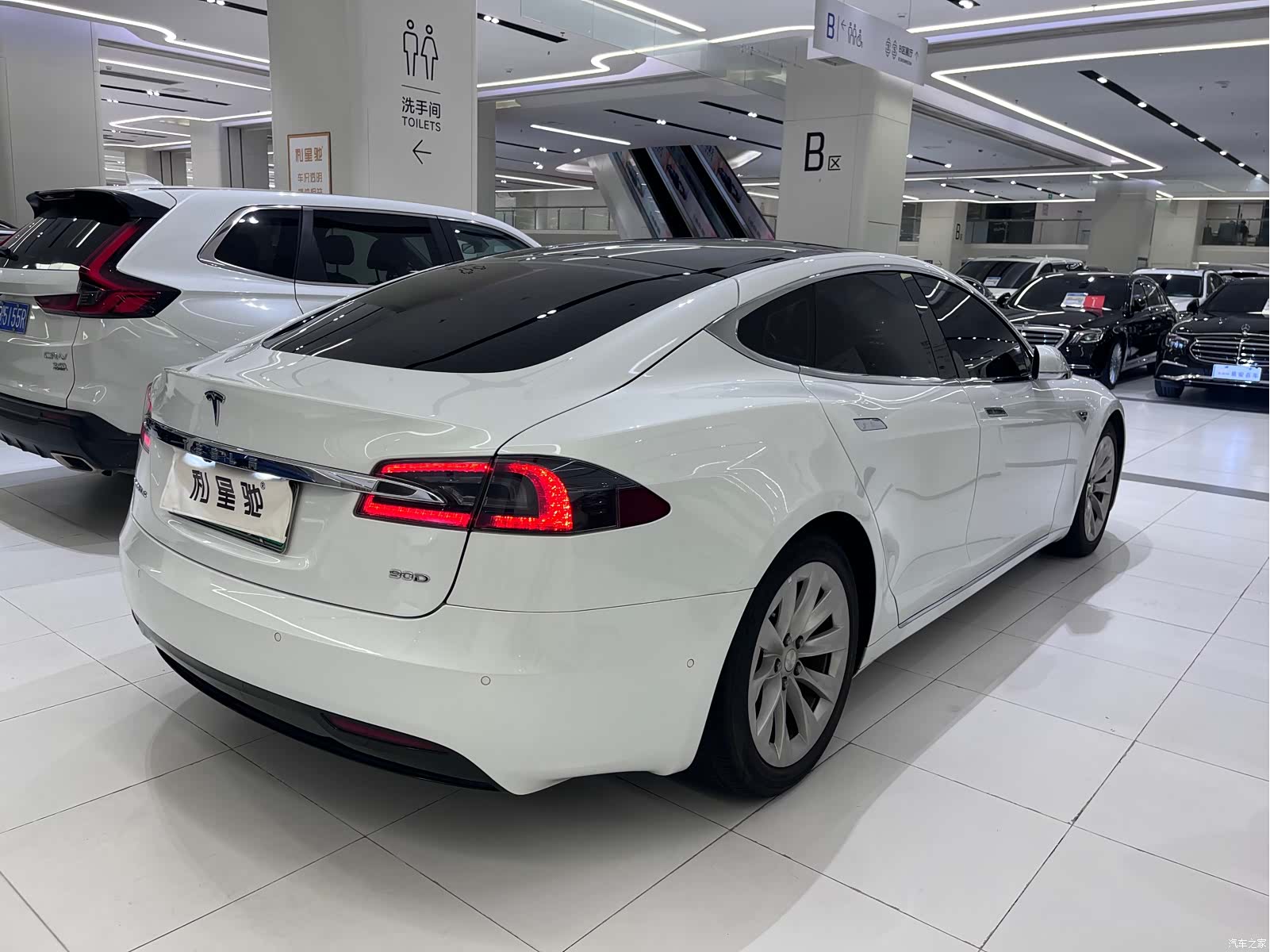Tesla Model S, 2016 3