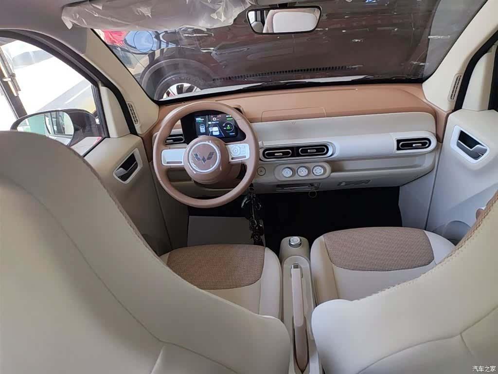 Wuling MINIEV, 2026 10