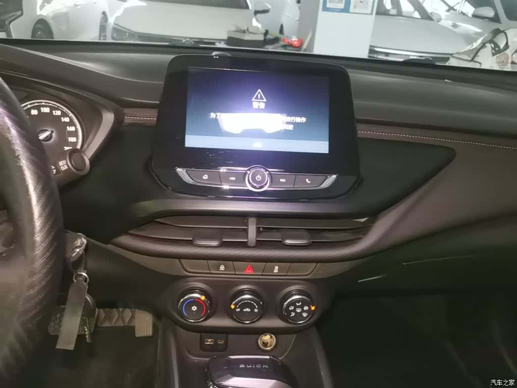 Buick Verano, 2023 13