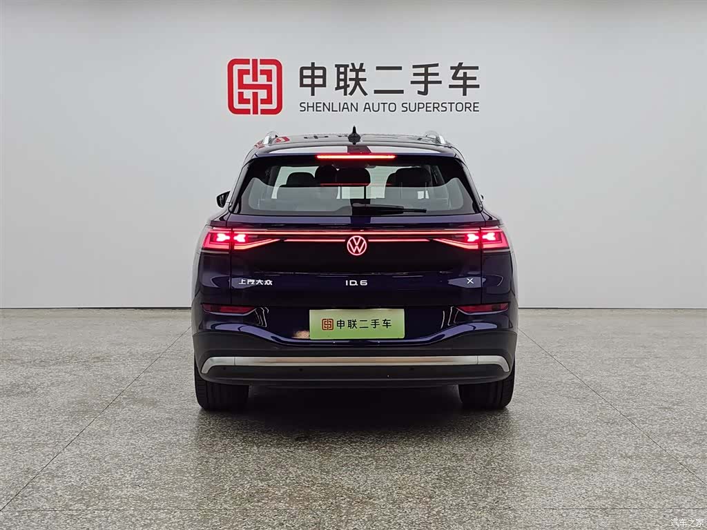 Volkswagen ID.6, 2022 4