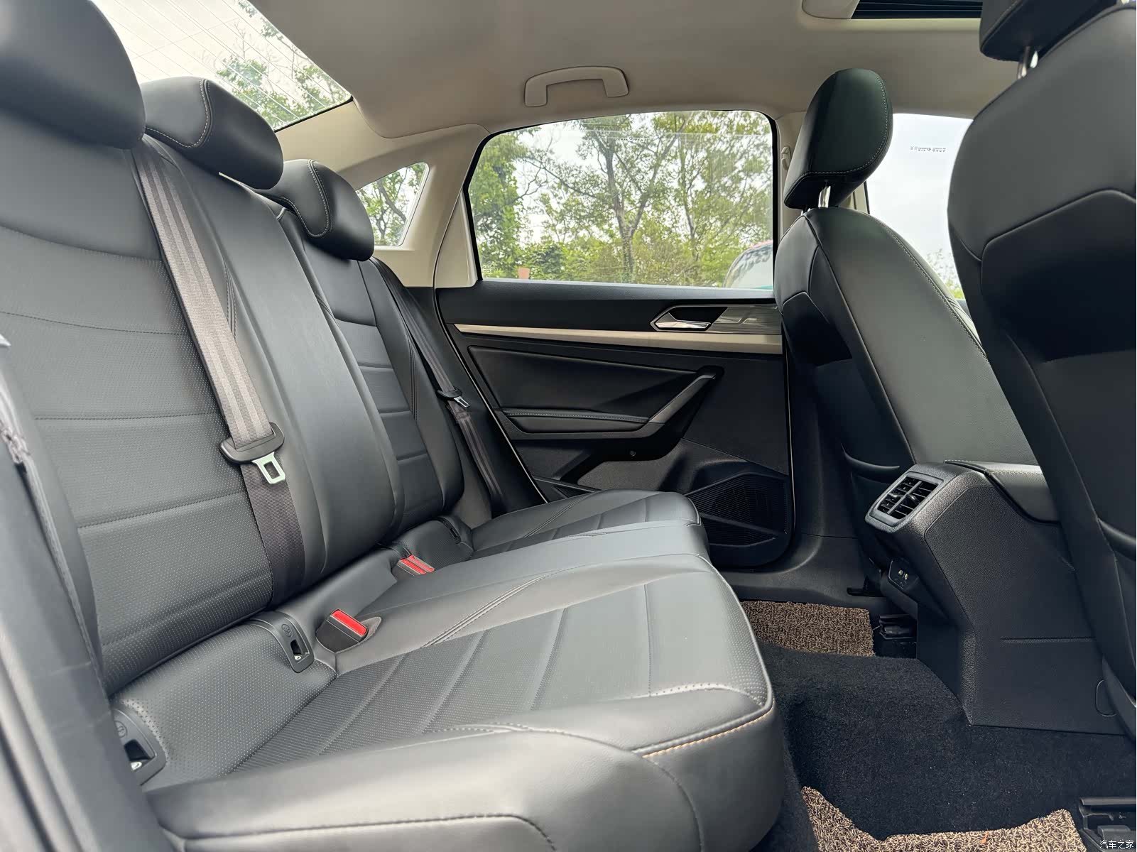 Volkswagen Lavida, 2021 15