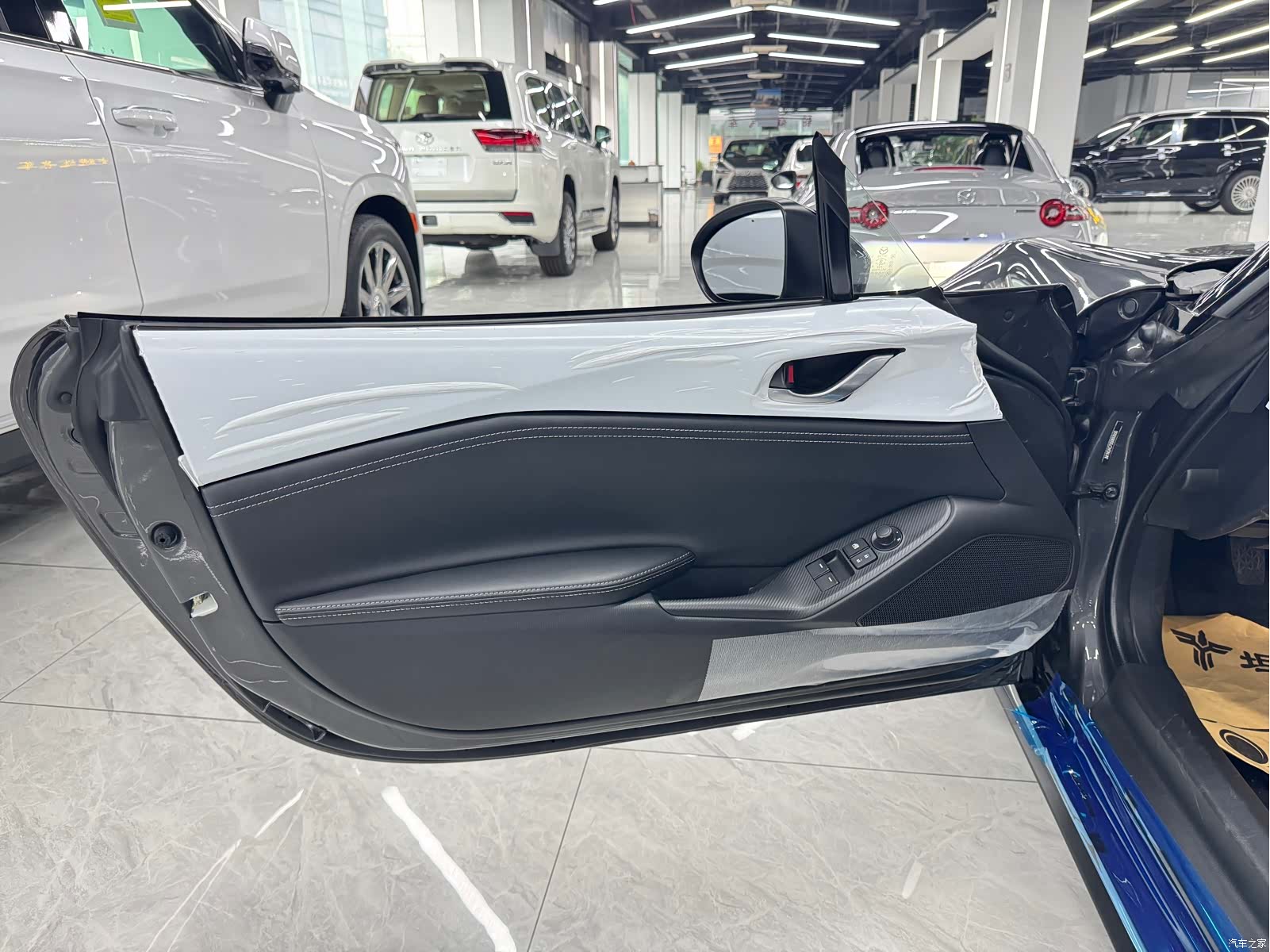 Mazda MX-5, 2025 8