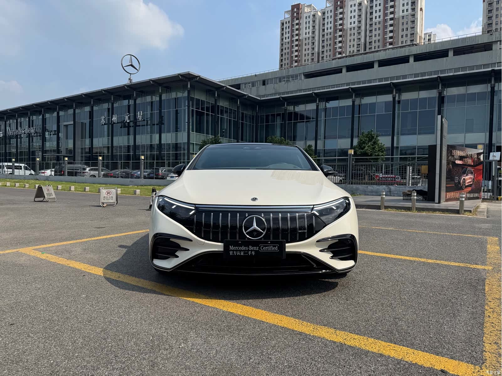 Mercedes-Benz EQS, 2026 3