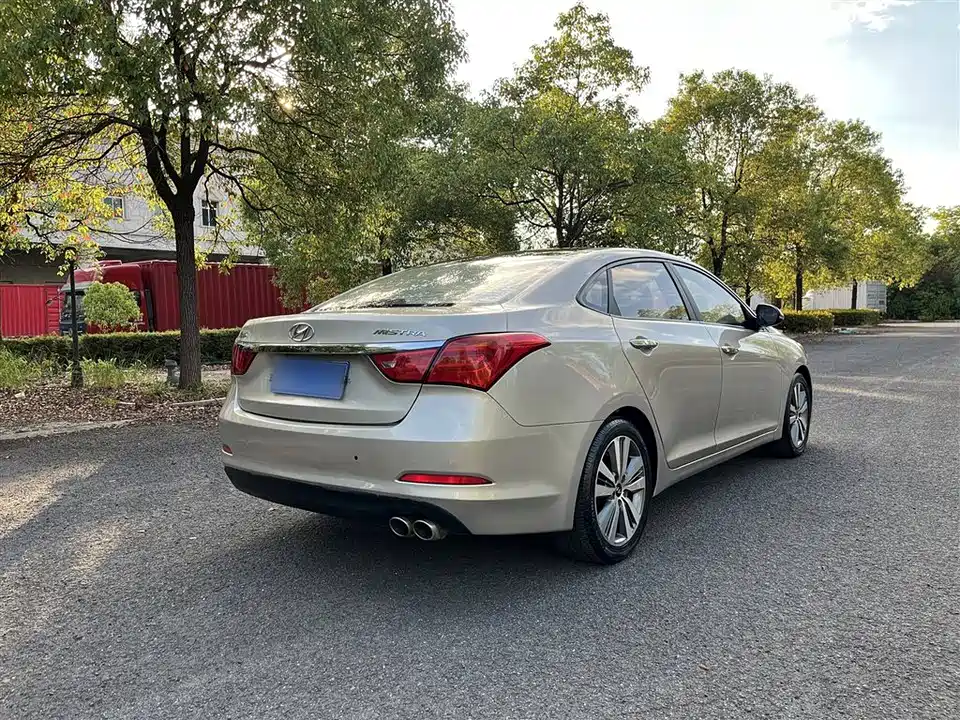 Hyundai Name picture