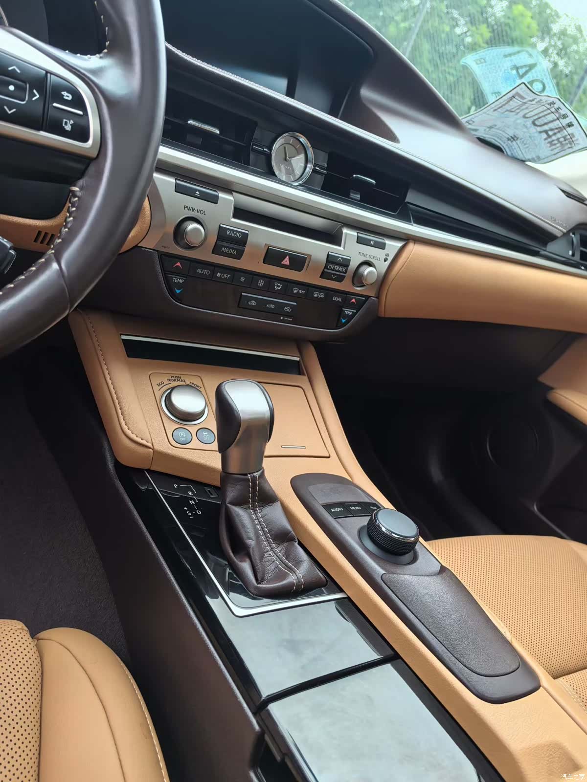 Lexus ES, 2017 6