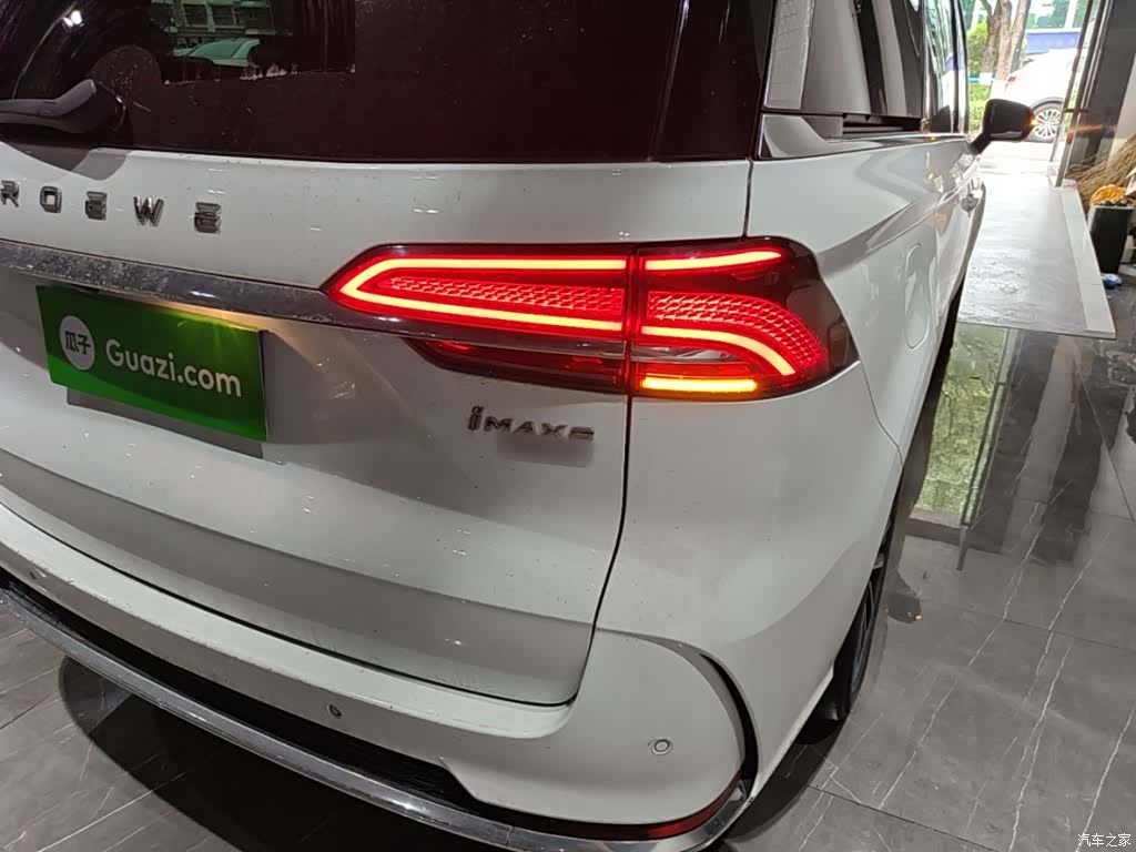 Roewe iMAX8, 2021 24