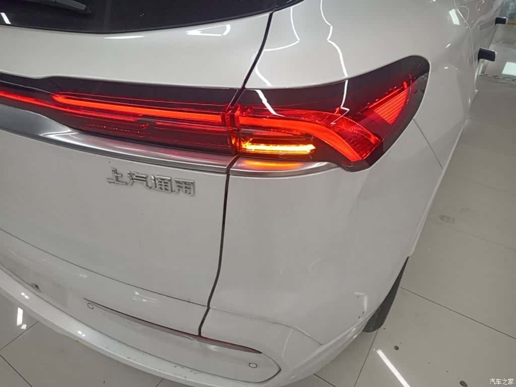 Buick E5, 2025 8