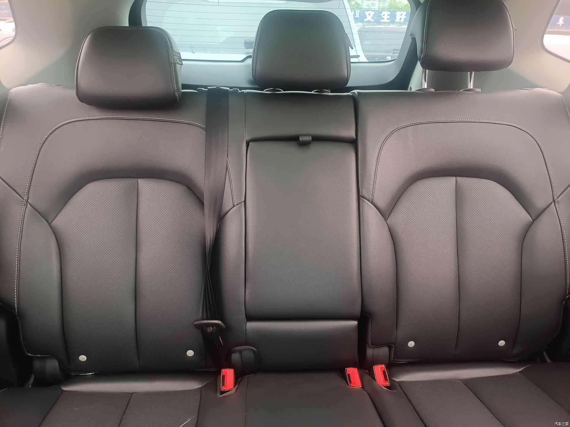 Roewe RX5, 2017 12