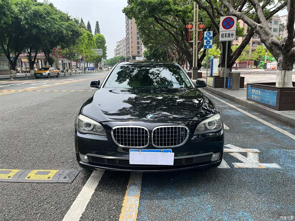 BMW 7 Series, 2012 2