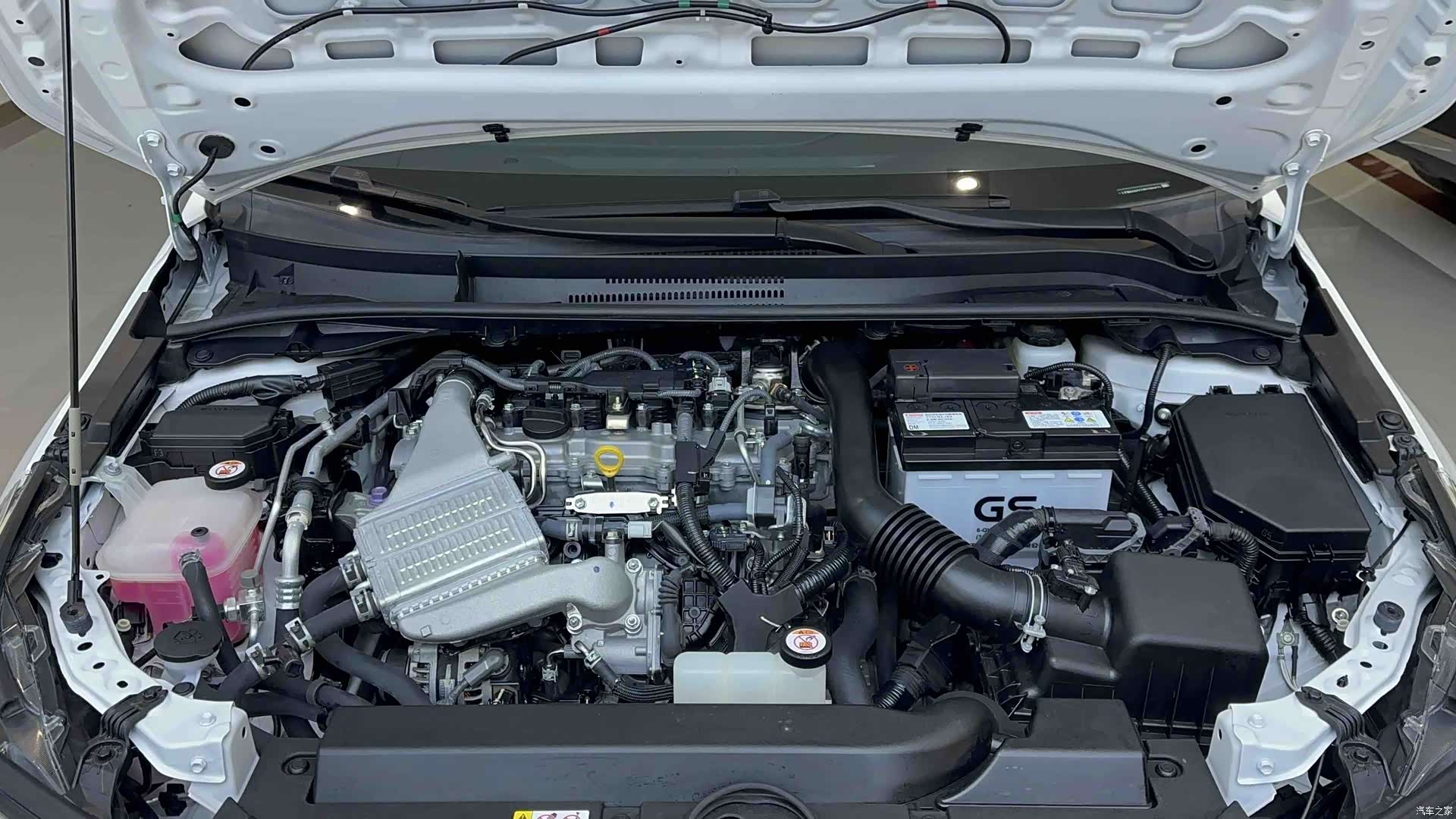 Toyota Corolla, 2023 13