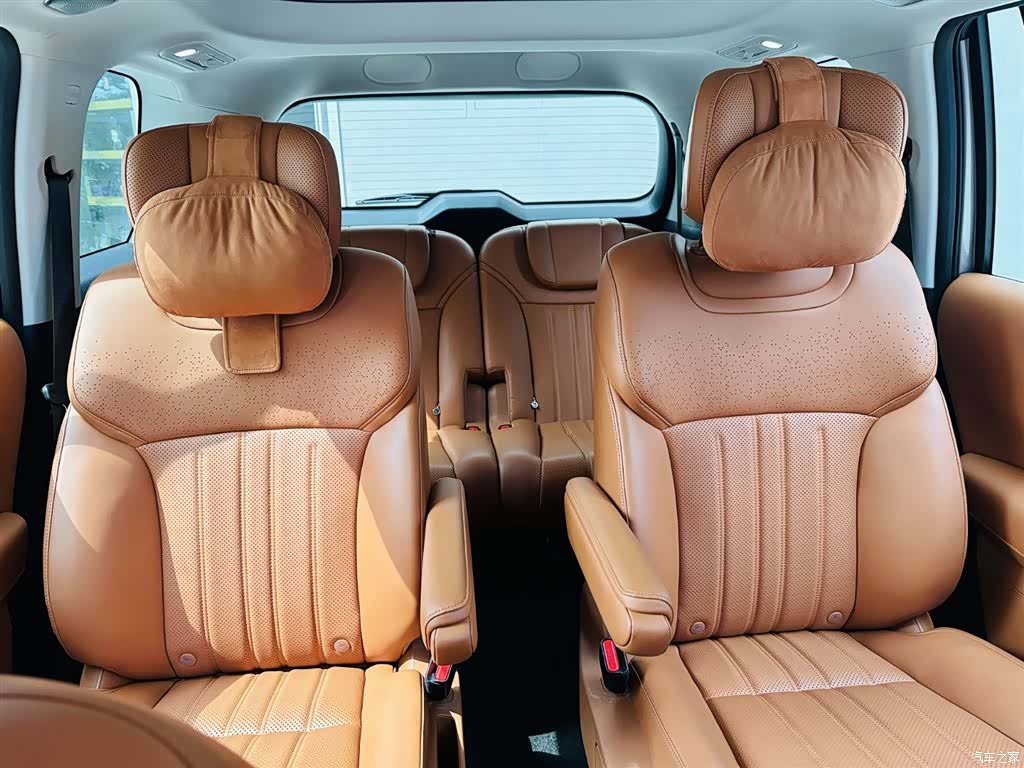 Trumpchi S9, 2025 13