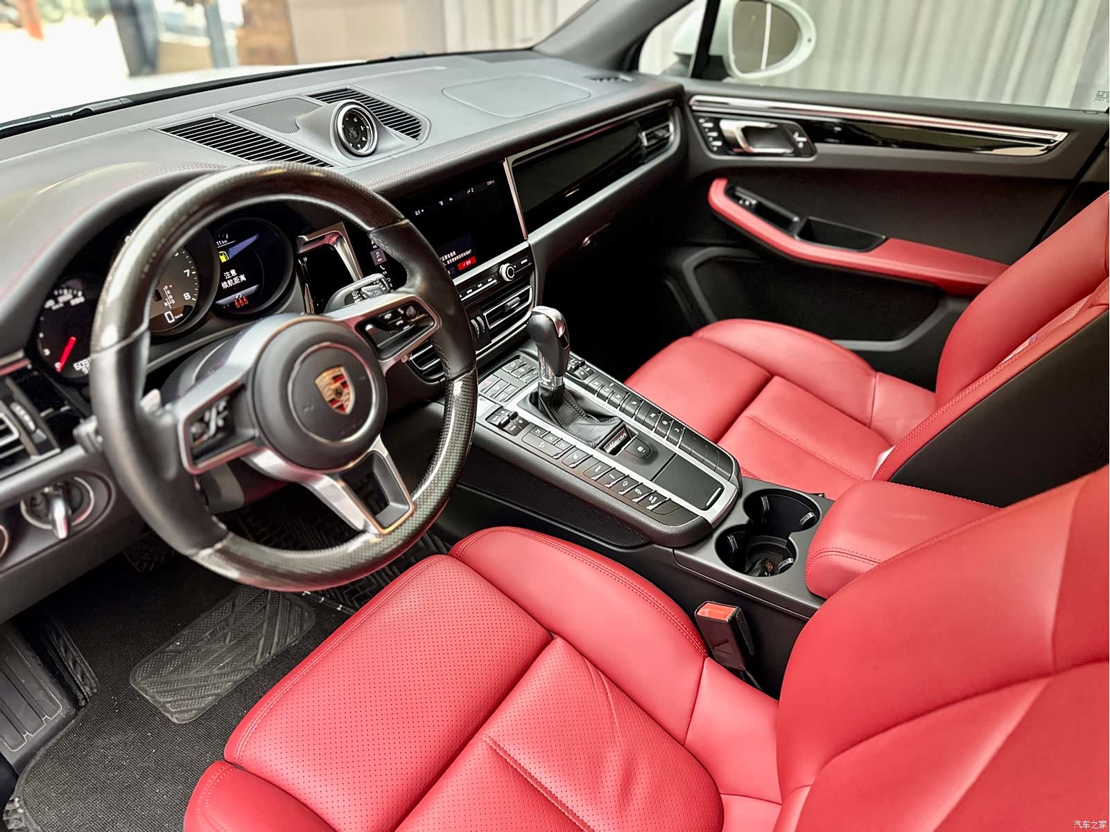 Porsche Macan, 2020 7