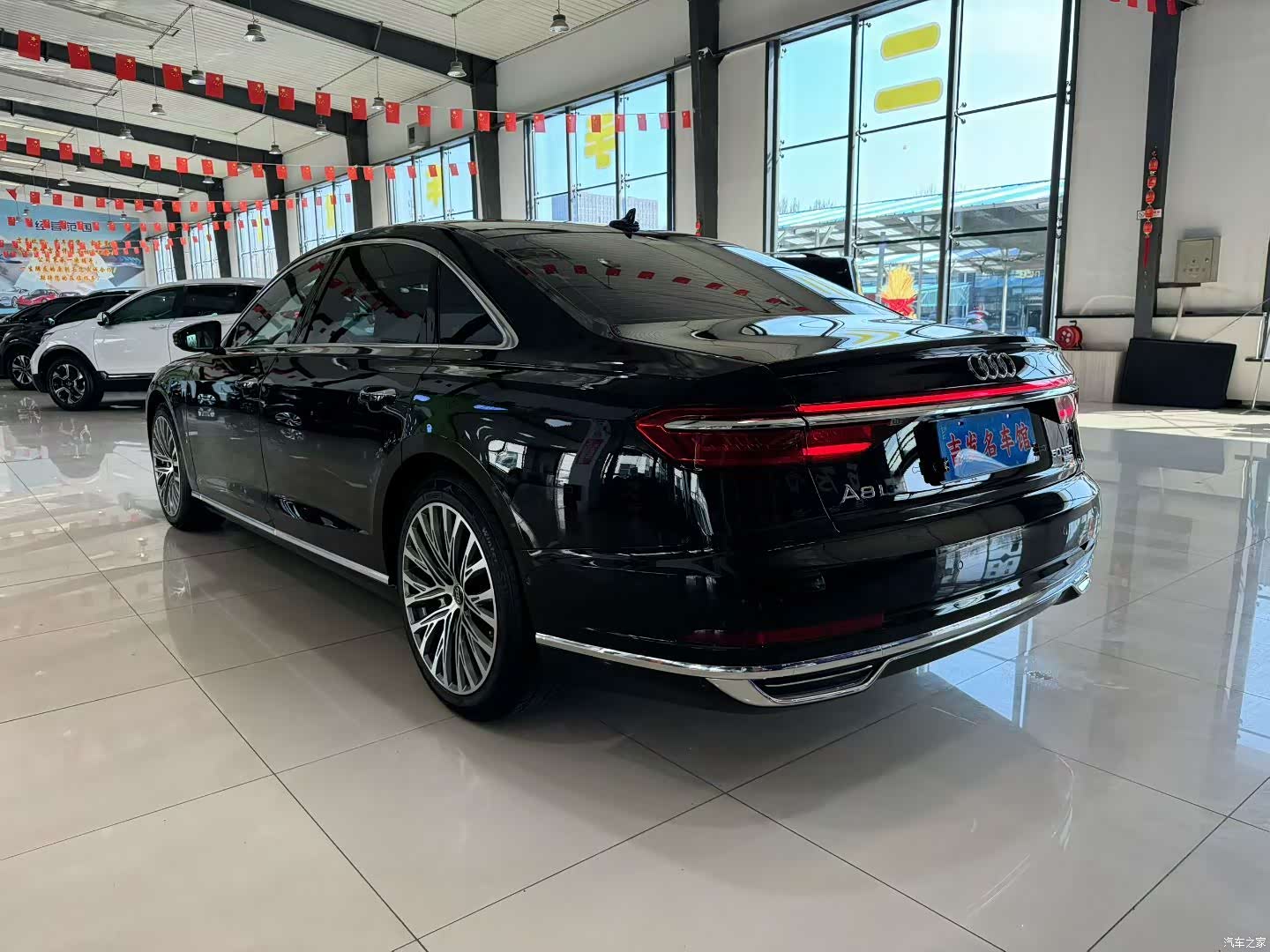 Audi A8L, 2021 24