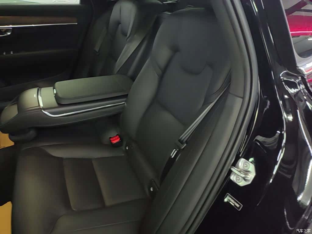 Volvo S90, 2019 17
