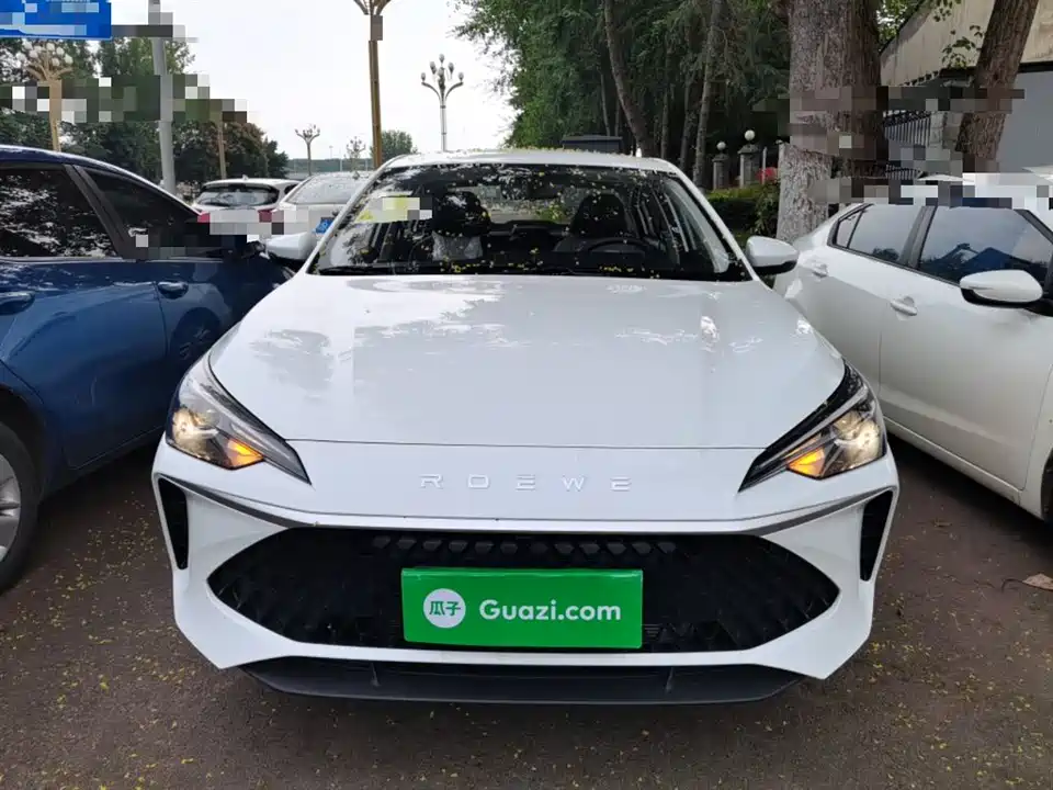 Roewe i5