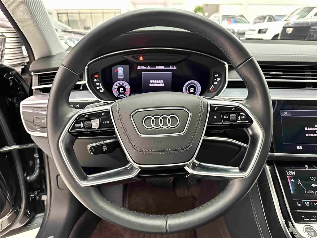 Audi A8L, 2025 10