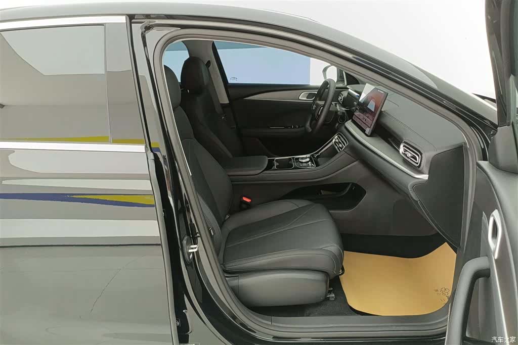Geely 6, 2026 8