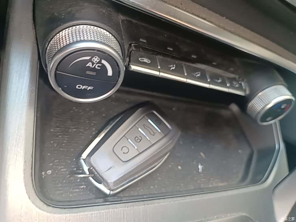 Geely Coolray, 2020 9