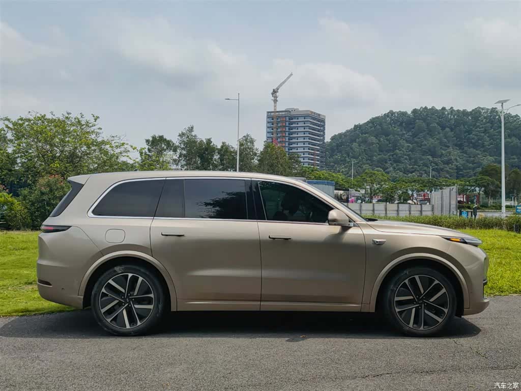 Li Auto L9, 2022 7