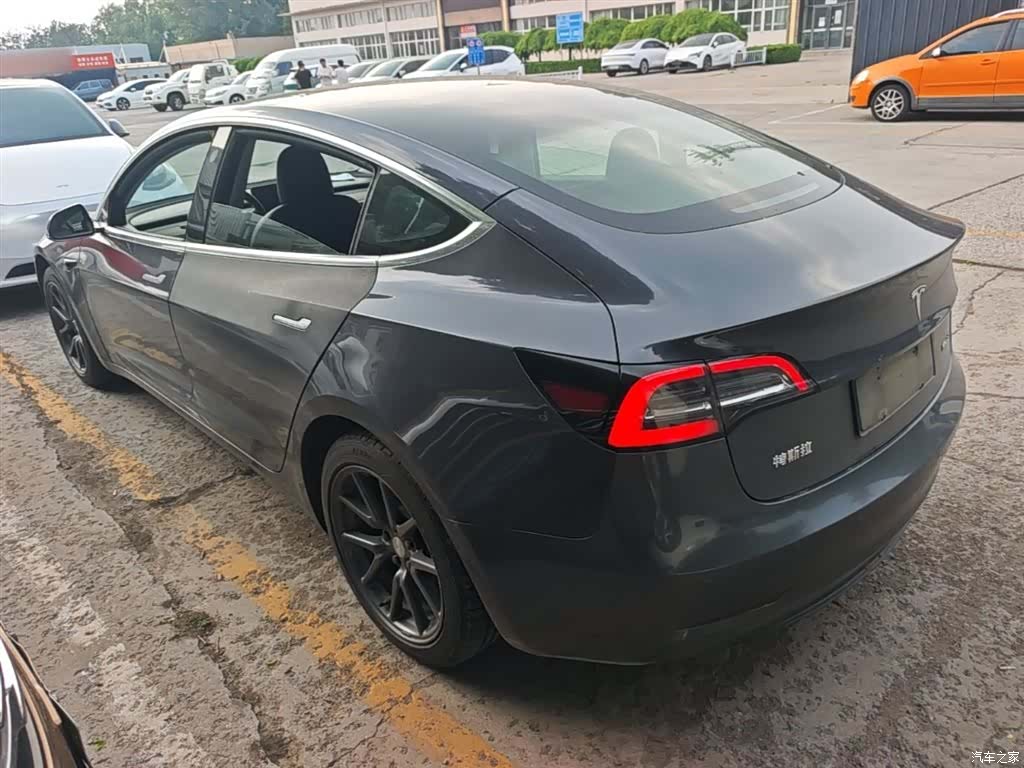 Tesla Model 3, 2020 все фото
