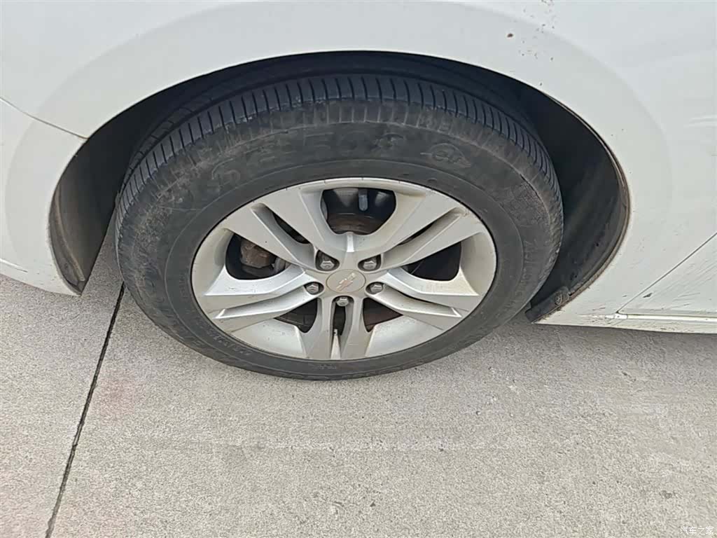 Chevrolet SE, 2016 23