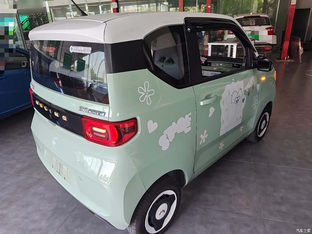 Wuling Yuan, 2022 все фото
