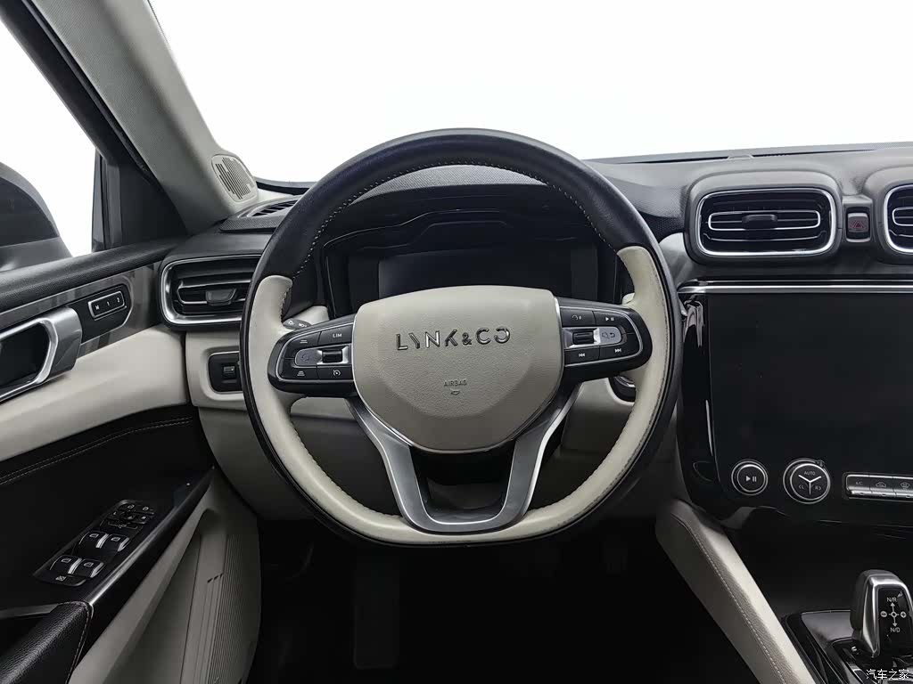 Lynk & Co 01, 2018 11