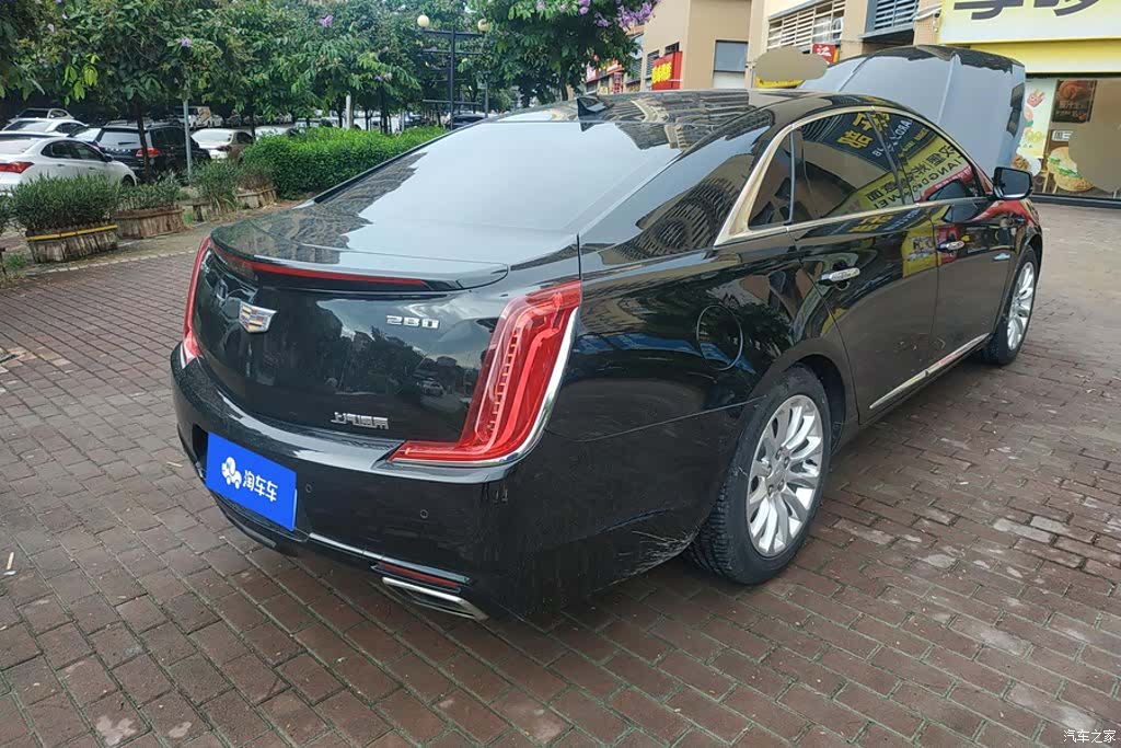 Cadillac XTS, 2018 3
