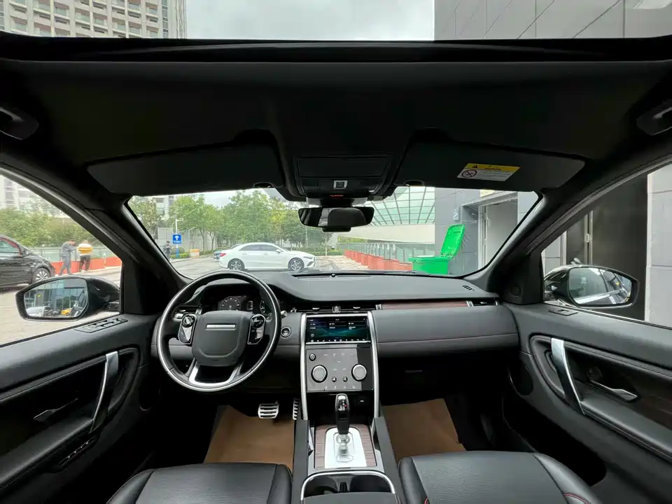 Land Rover Discover sports