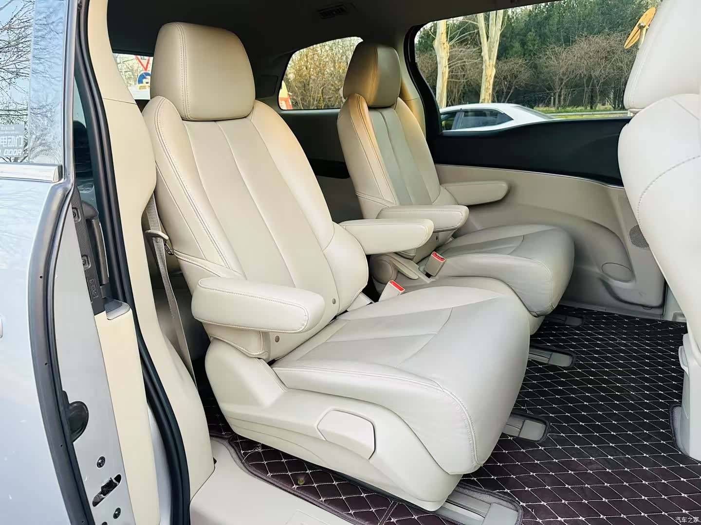 Buick GL8, 2019 17
