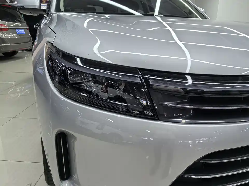 AITO Ask the world M7