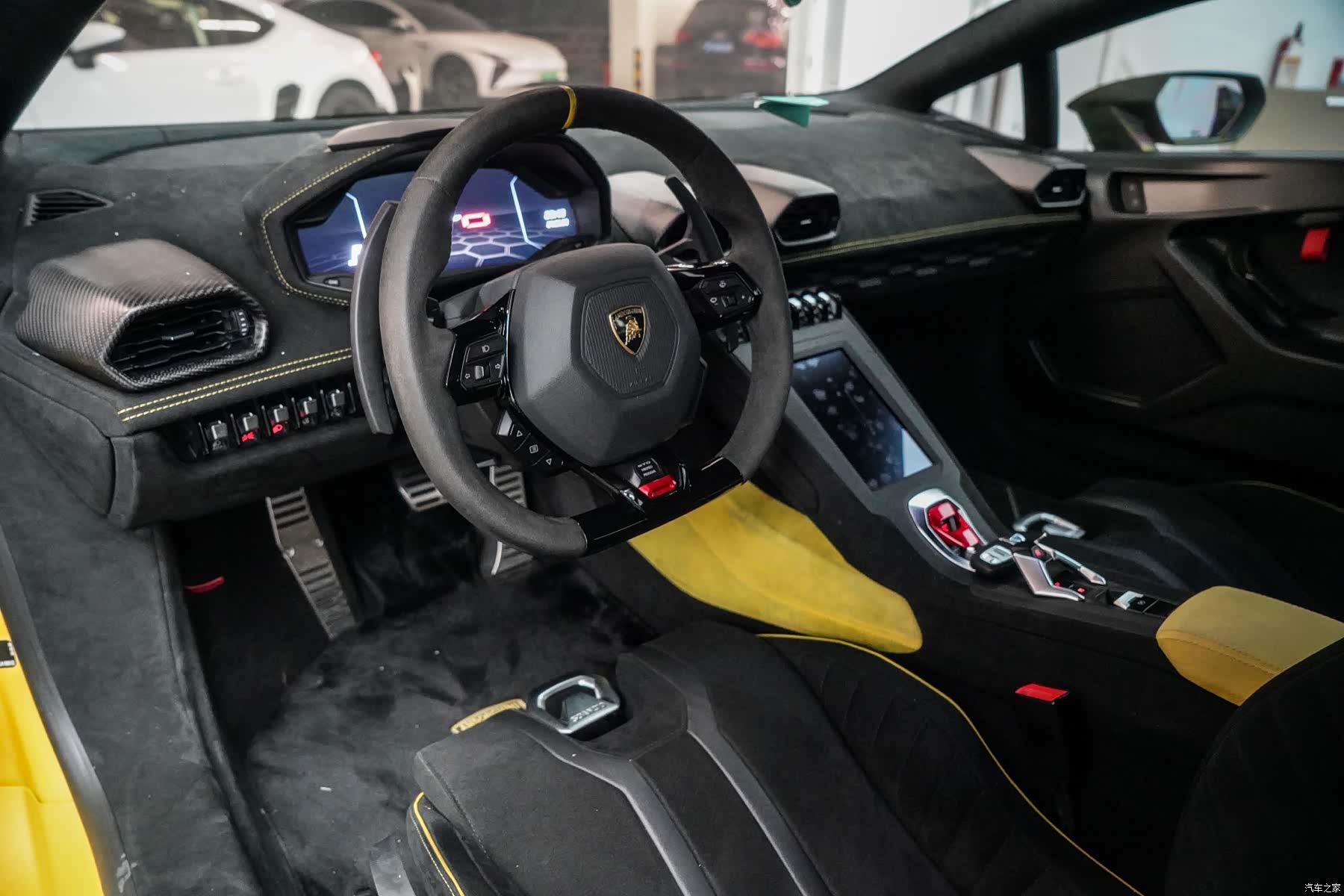 Lamborghini Huracán, 2022 7