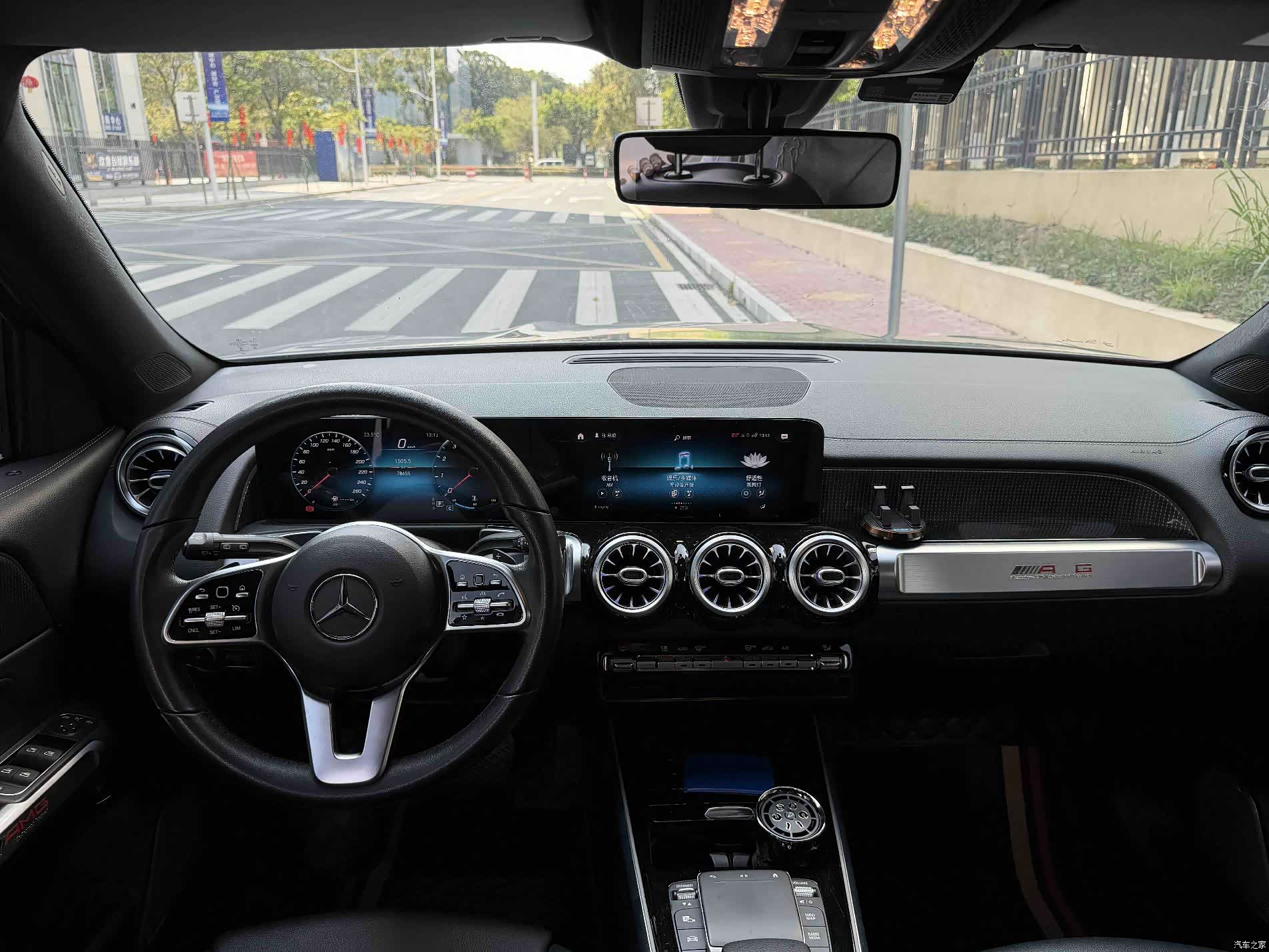 Mercedes-Benz GLB, 2021 13