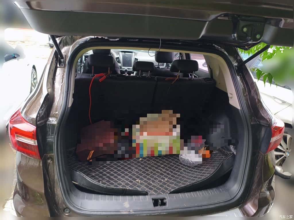 DongFeng AX7, 2018 10