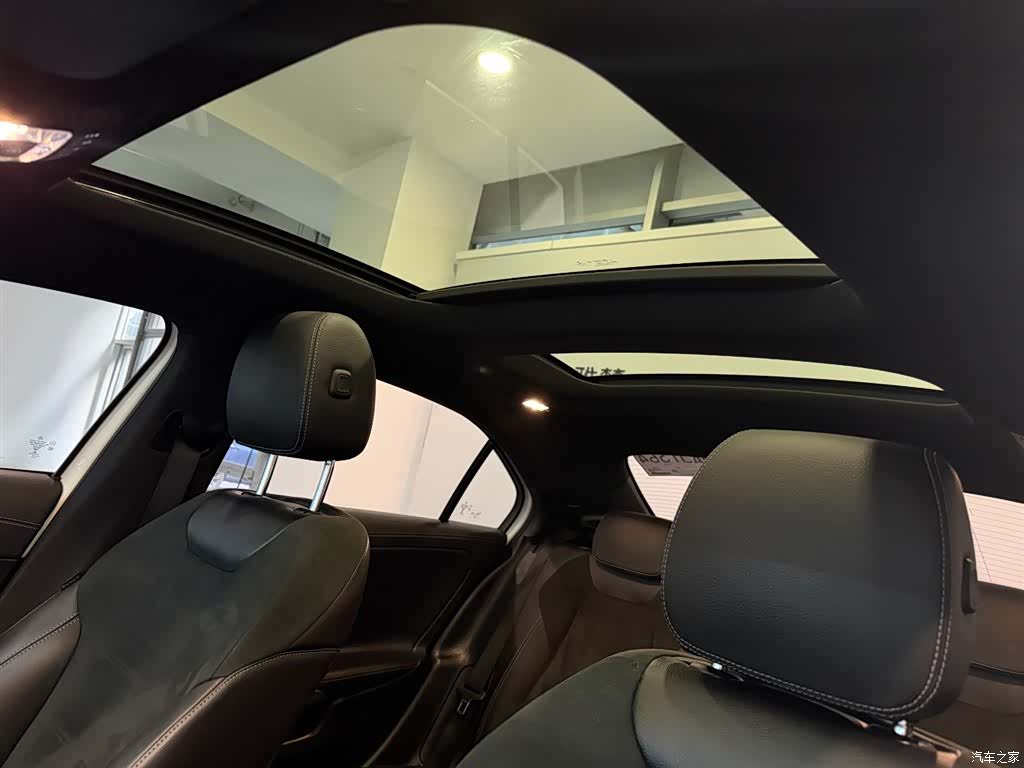 Mercedes-Benz A-Class, 2019 12