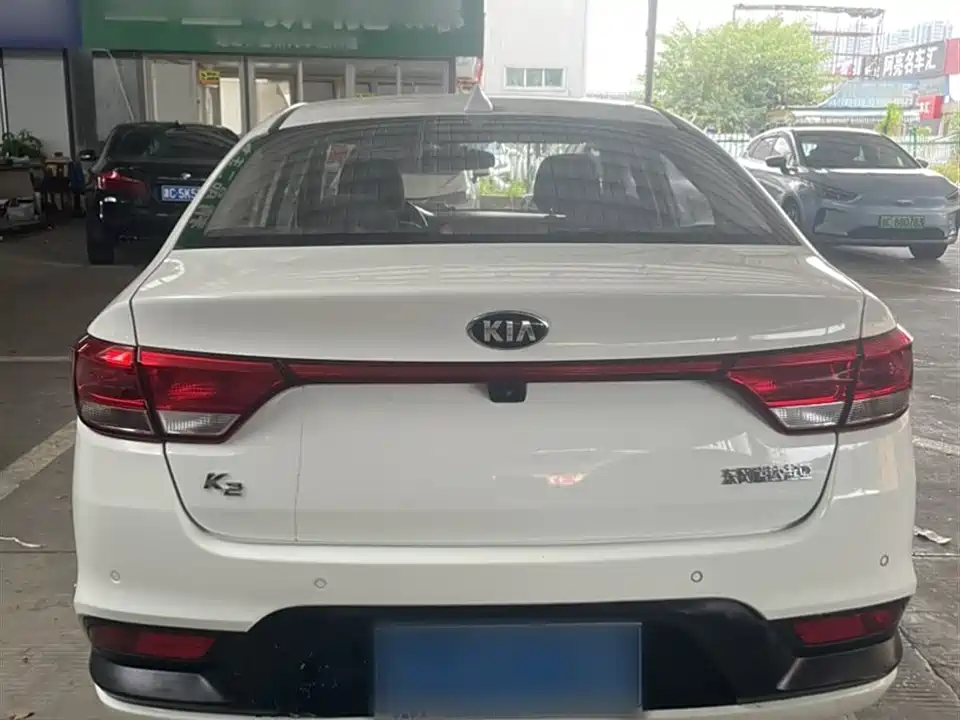 Kia K2