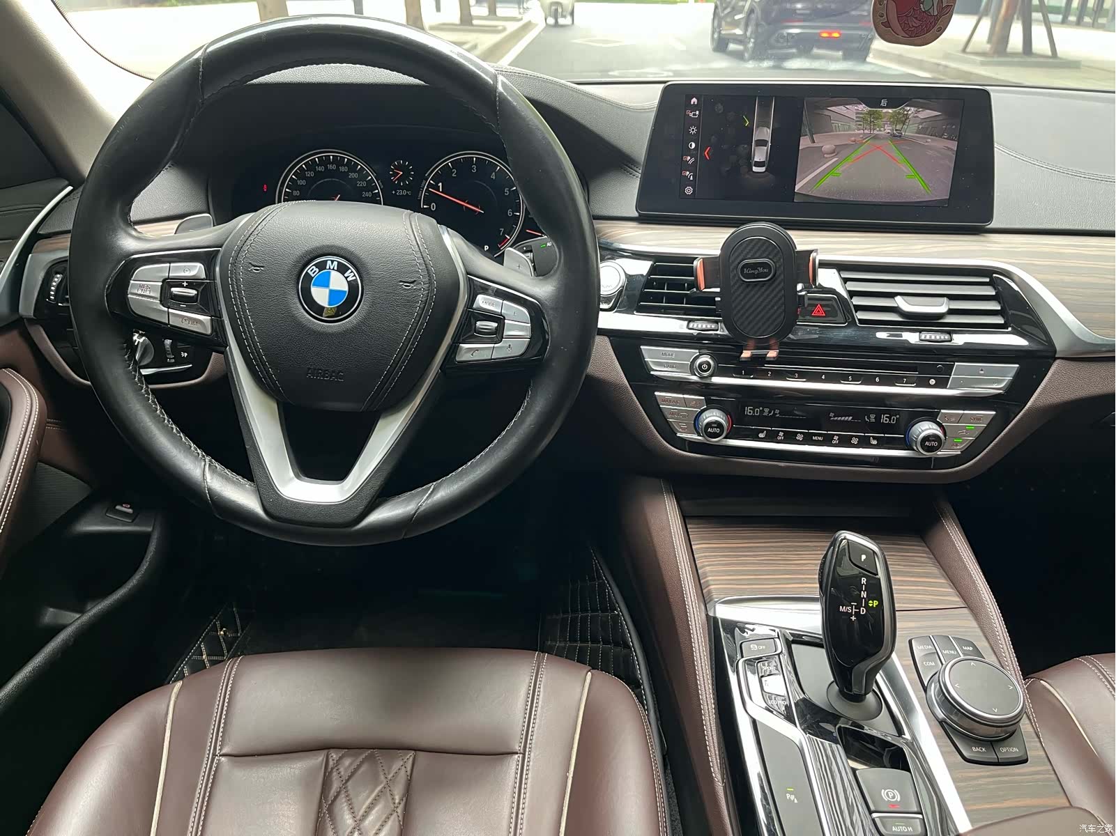 BMW 5 Series, 2018 31