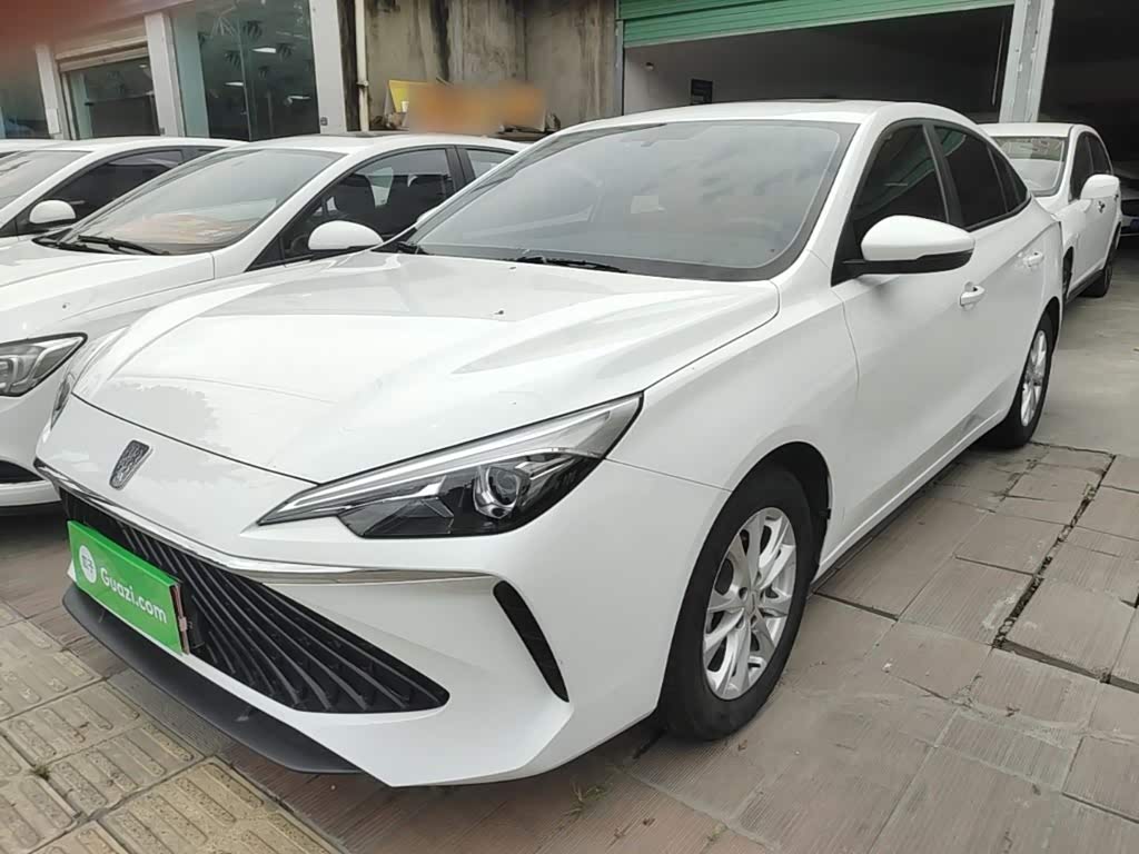 Roewe i5