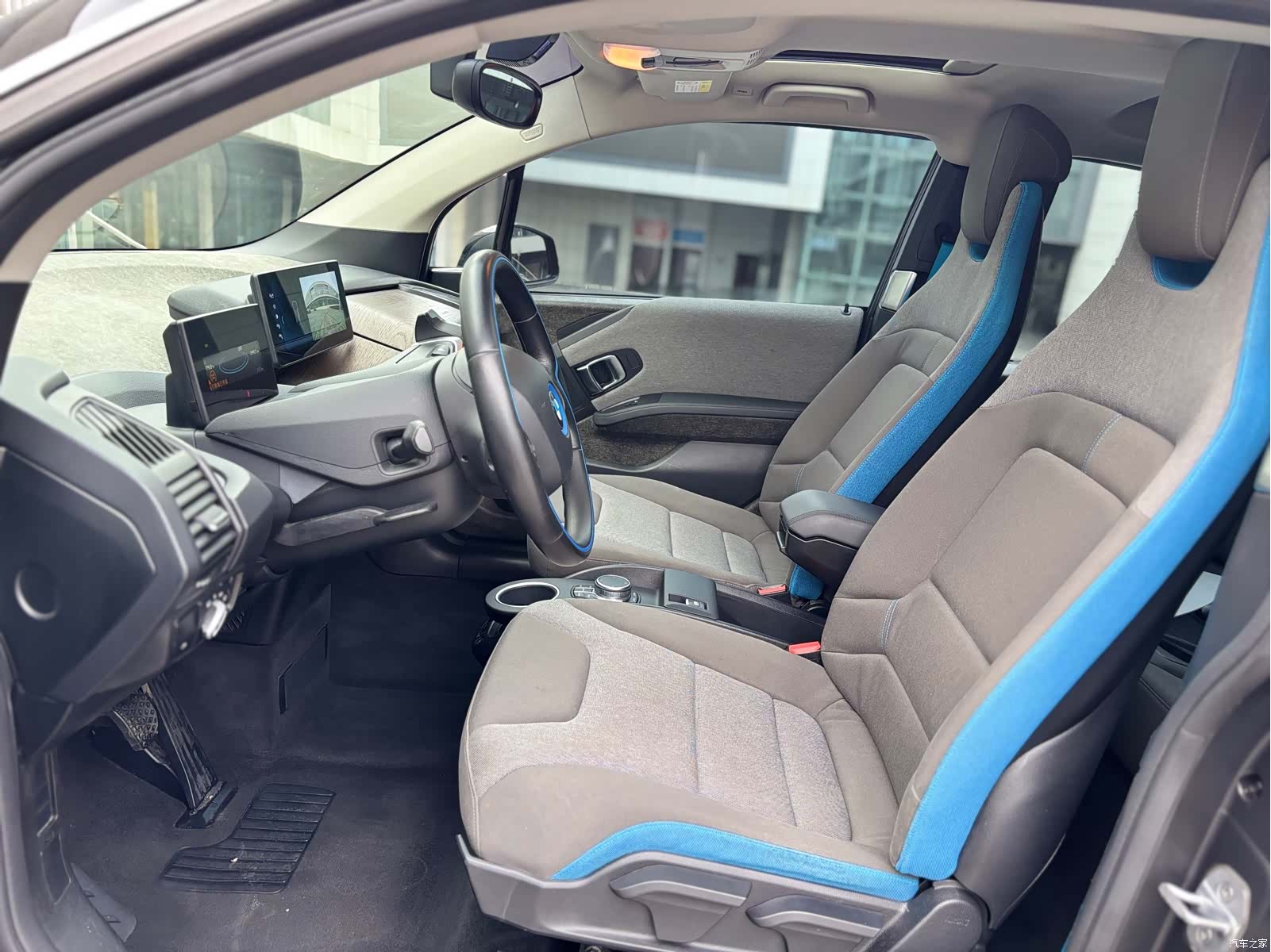 BMW i3, 2019 все фото