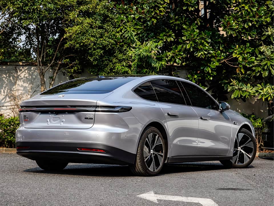 NIO ET7