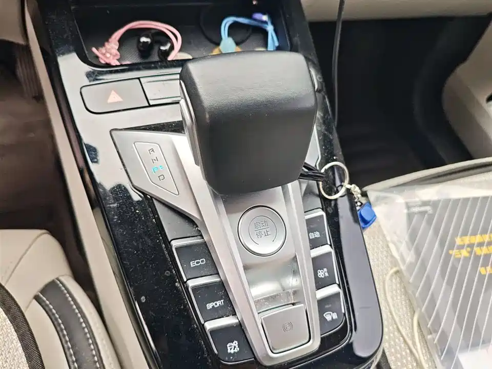 BYD Yuan Pro BYD Yuan Pro
