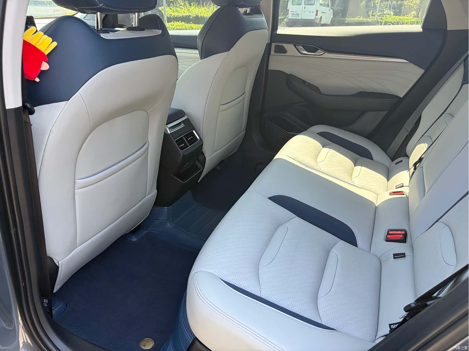 Geely Preface, 2022 8