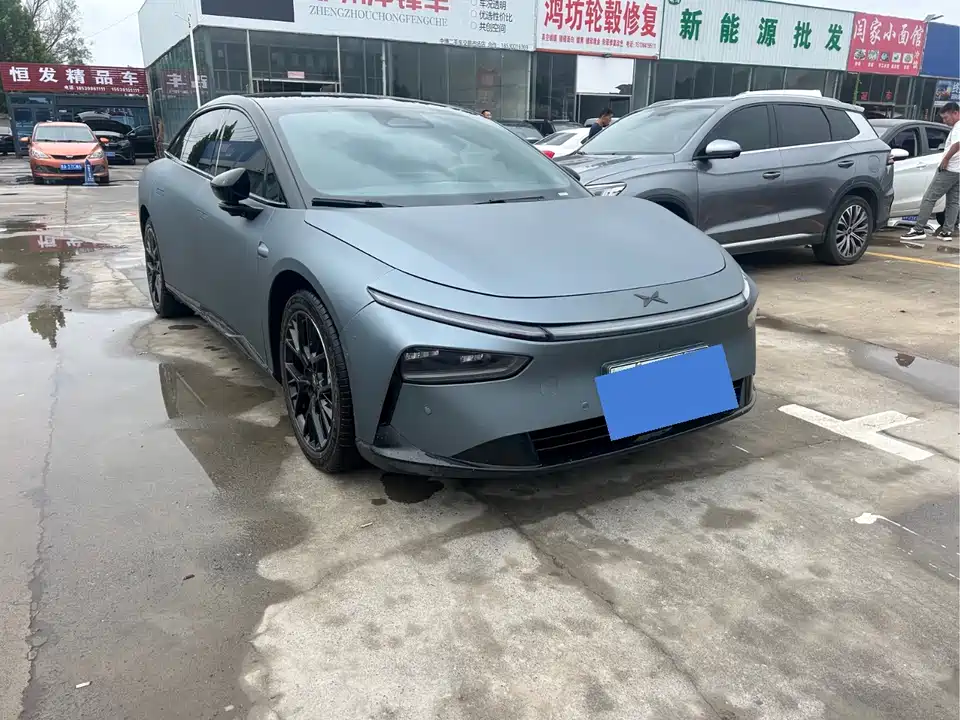 XPENG P7+