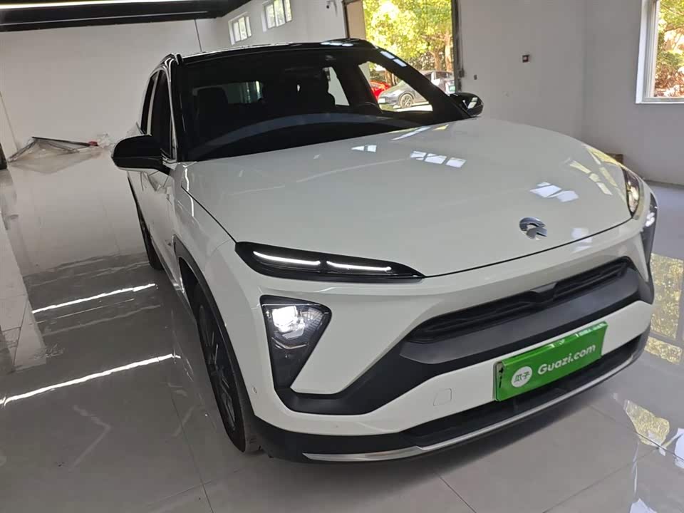 NIO ES6