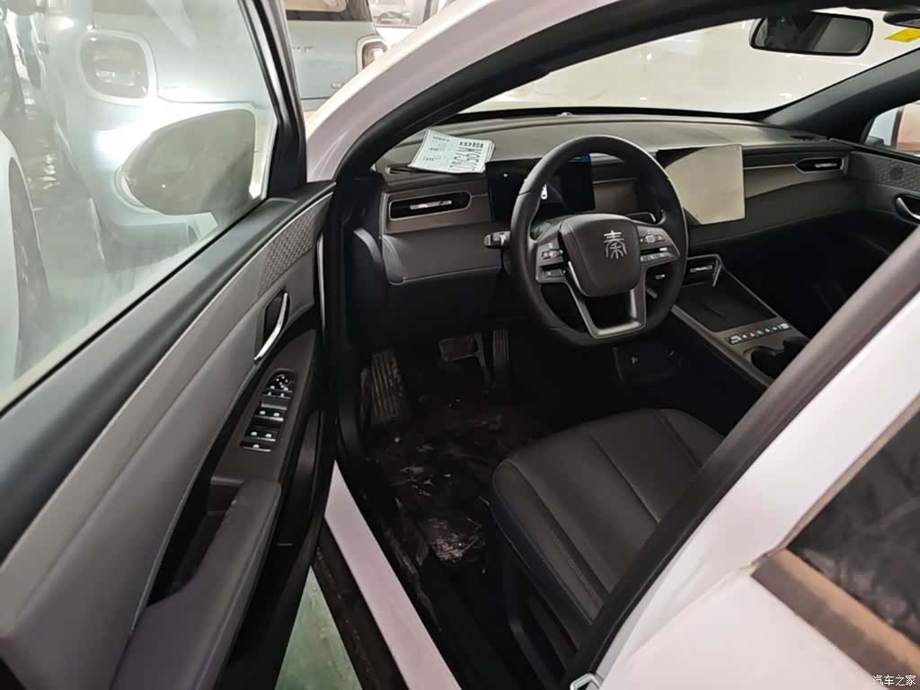 BYD Qin, 2026 16
